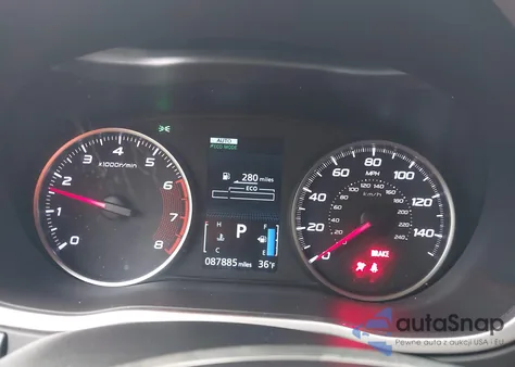 2018 Mitsubishi Eclipse Cross Le z USA, uszkodzony, nr VIN JA4AT4AA5JZ070627